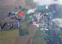 Lehnherr Celebrates 50 Years of Skydiving with Challenging Formation