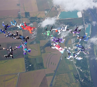 Lehnherr Celebrates 50 Years of Skydiving with Challenging Formation