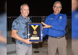 Foremost Ambassador to the Sport—Dan Brodsky-Chenfeld, D-8424, Receives the 2022 USPA Gold Medal for Meritorious Service