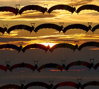 Canopy Formation Skydivers Set Sequential World Record!