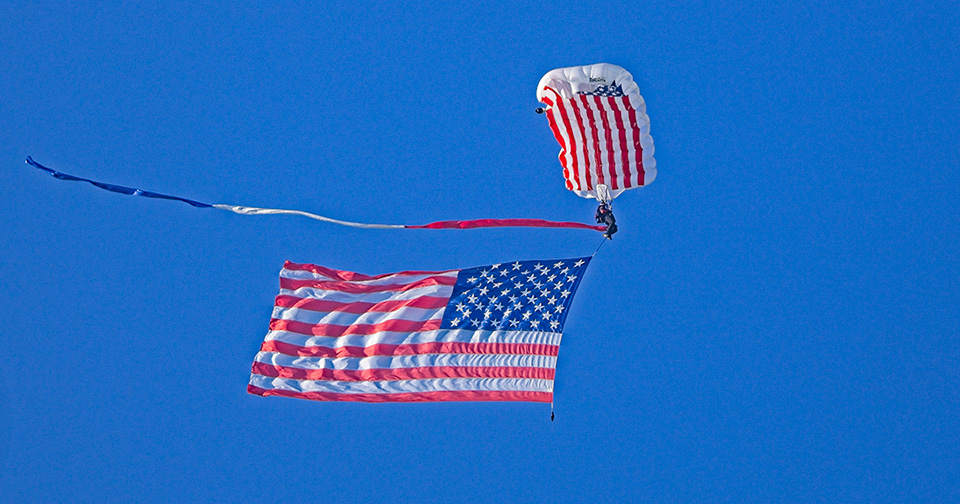 Demo Teams Fly into 9/11 Memorial Event