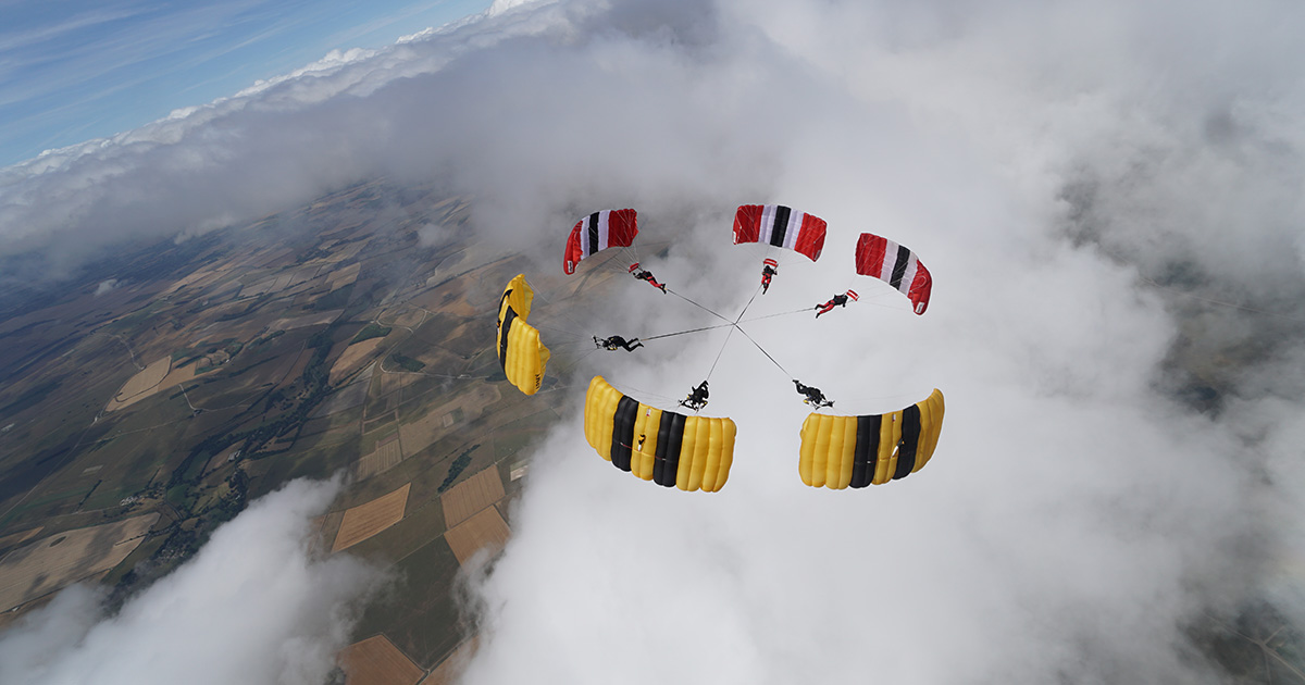 U.S. and British Armies Build 6-Way Downplane