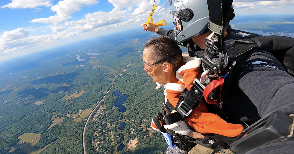 Friends Help Hospice Patient Fulfill Skydiving Dream