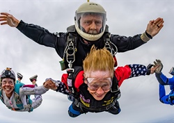 Going for the Gold—Kim Emmons Knor Reaches 1,000 Jumps and Earns USPA Gold Wings