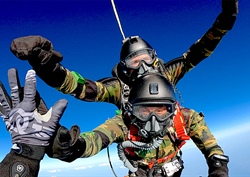 Skydivers Set World Record at 42,917 Feet