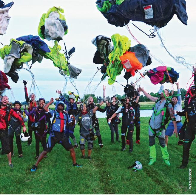 Skydive Midwest Hosts Sun Path Sequentials